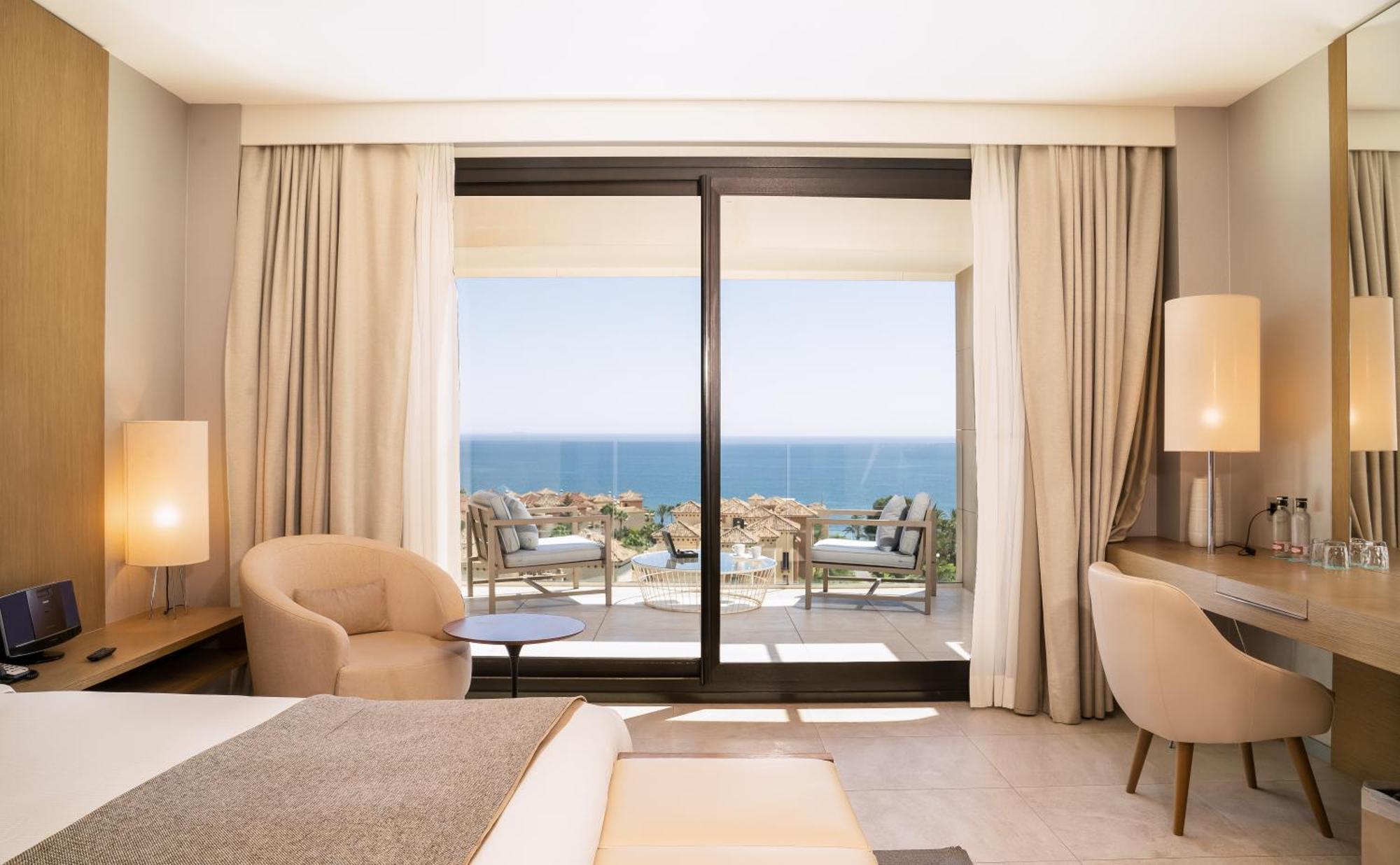 Don Carlos Resort&Spa Marbella Exterior foto Deluxe Room with Sea View