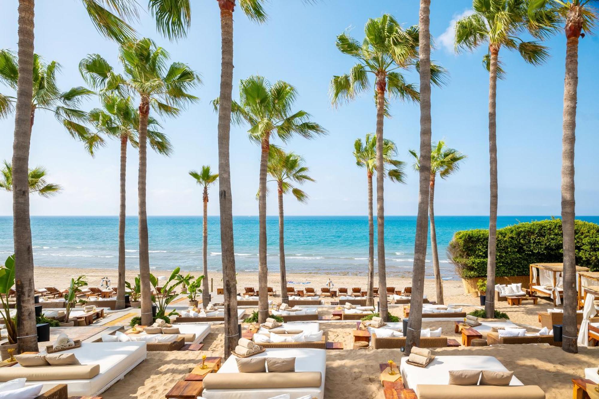 Don Carlos Resort&Spa Marbella Exterior foto Beach at the hotel